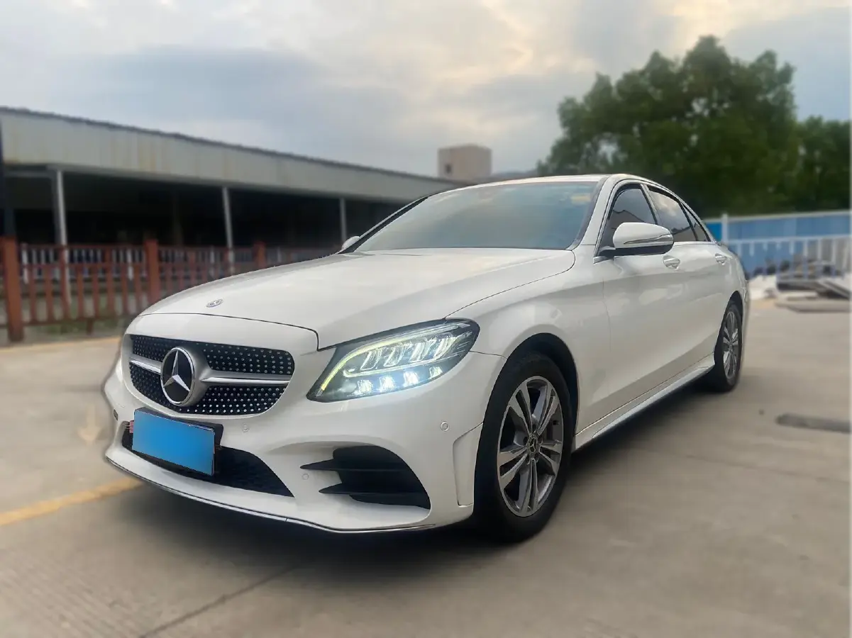 2019 Mercedes-Benz C Class 1.6T 156HP L4 9AT