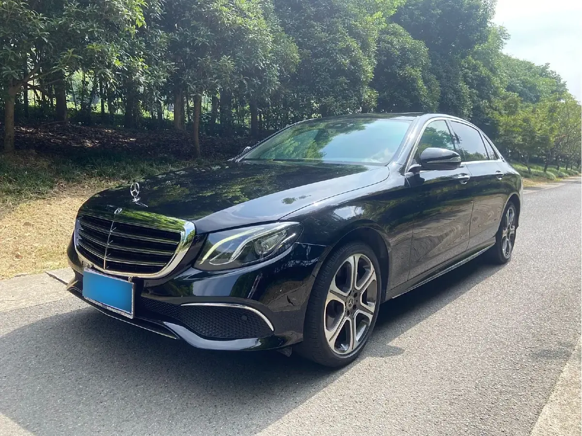 2016 Mercedes-Benz E Class 2.0T 245HP L4 9AT