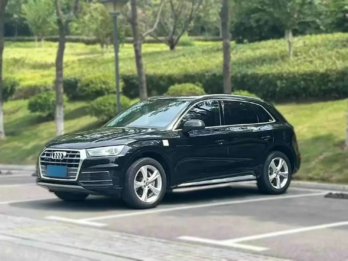 2020 Audi Q5L 2.0T 190HP L4 7DCT