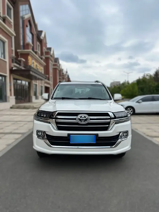 2012 Toyota Land Cruiser 4.0L 275HP V6 5AT