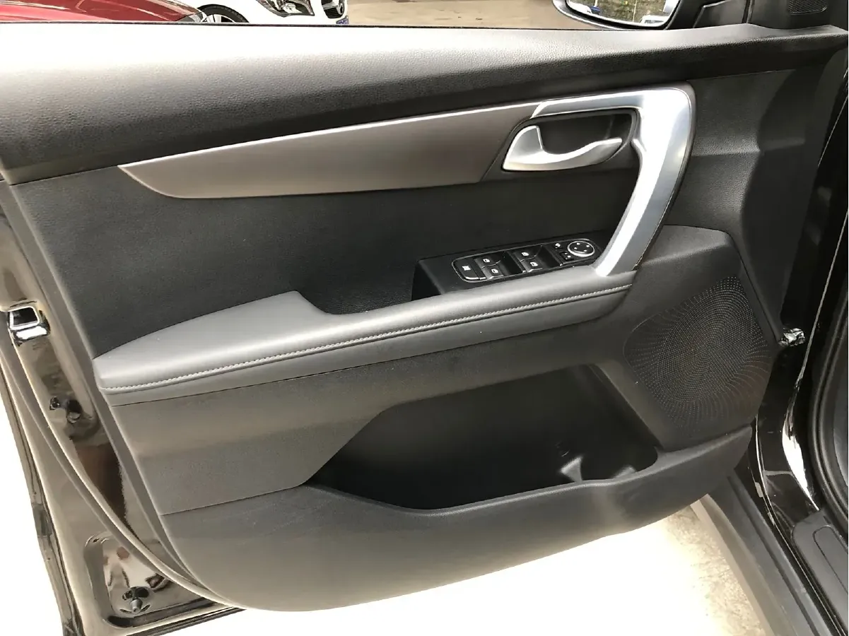 2019 Kia Sportage R 2.0L 160HP L4 6AT,autocango,china used car exporter,china ev exporter,chinese used car exporter,chinese used ev exporter