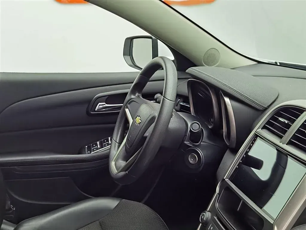 2013 Chevrolet Malibu 1.6T 184HP L4 6AT,autocango,china used car exporter,china ev exporter,chinese used car exporter,chinese used ev exporter