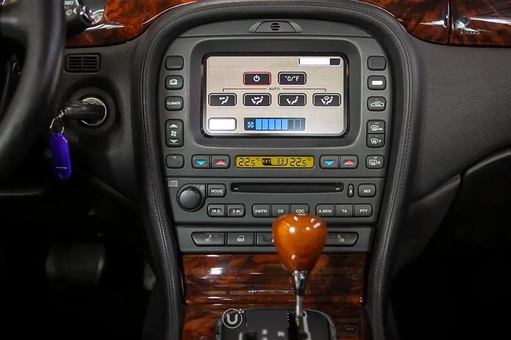 2006 Jaguar S-TYPE 3.0L 244HP V6 6AT,autocango,china used car exporter,china ev exporter,chinese used car exporter,chinese used ev exporter