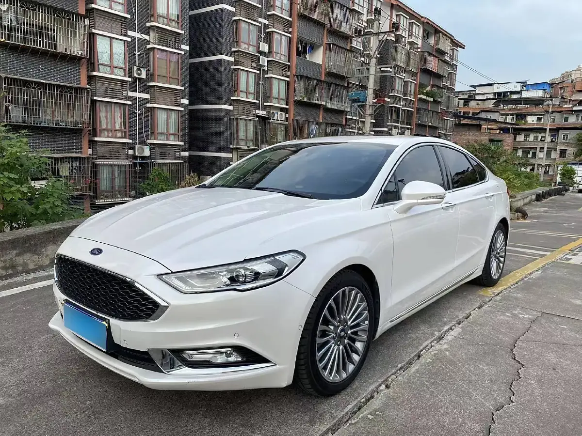2017 Ford Mondeo 2.0T 245HP L4 6AT