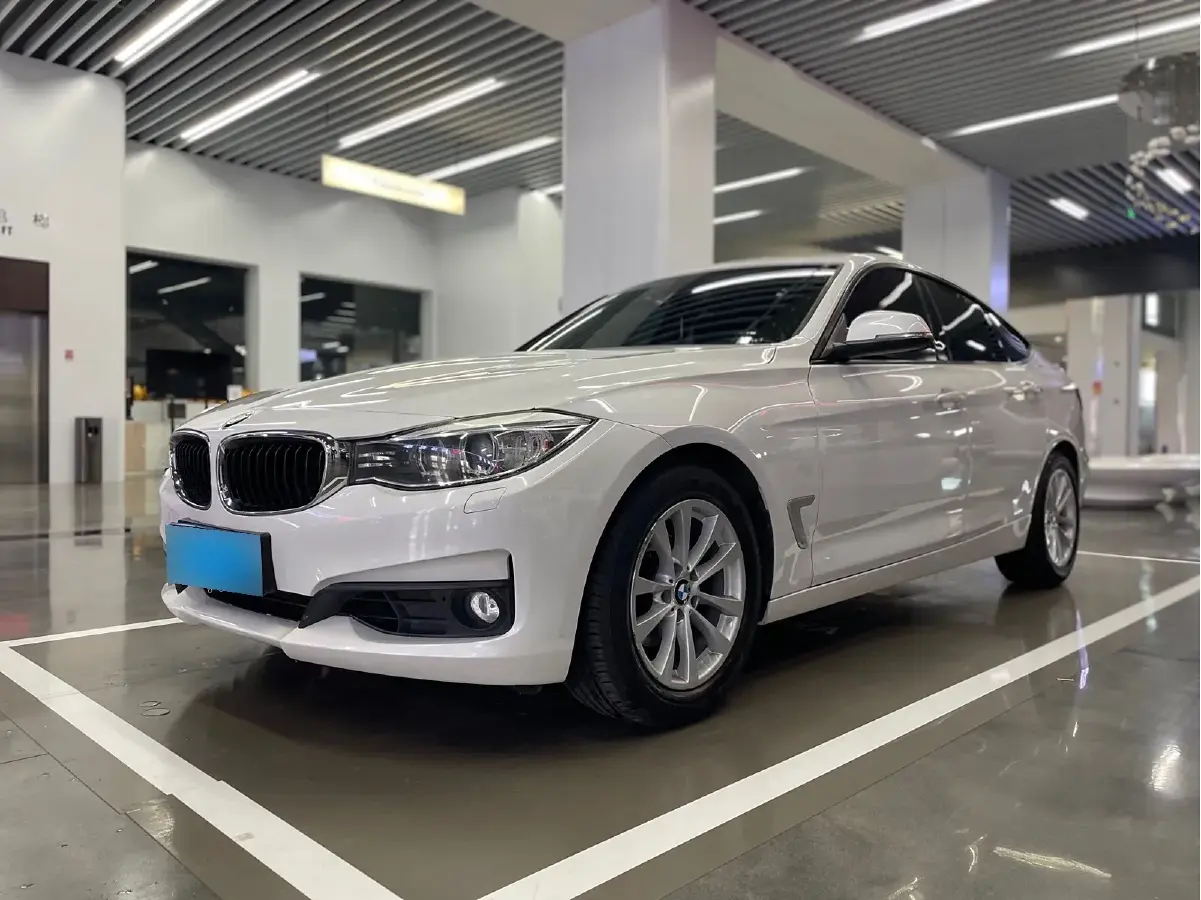 2013 BMW 3 Series GT 2.0T 184HP L4 8AT