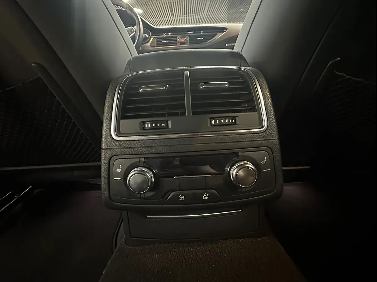 2014 Audi RS 7 4.0T 560HP V8 8AT,autocango,china used car exporter,china ev exporter,chinese used car exporter,chinese used ev exporter