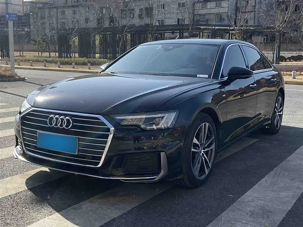 2020 Audi A6L 2.0T 190HP L4 7DCT