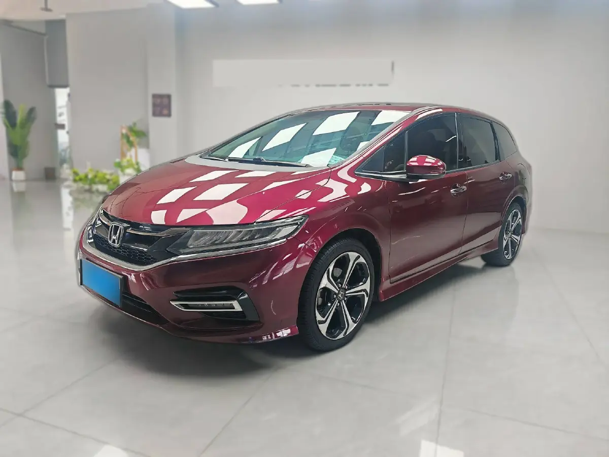 2017 Honda Jade 1.5T 156HP L4 CVT
