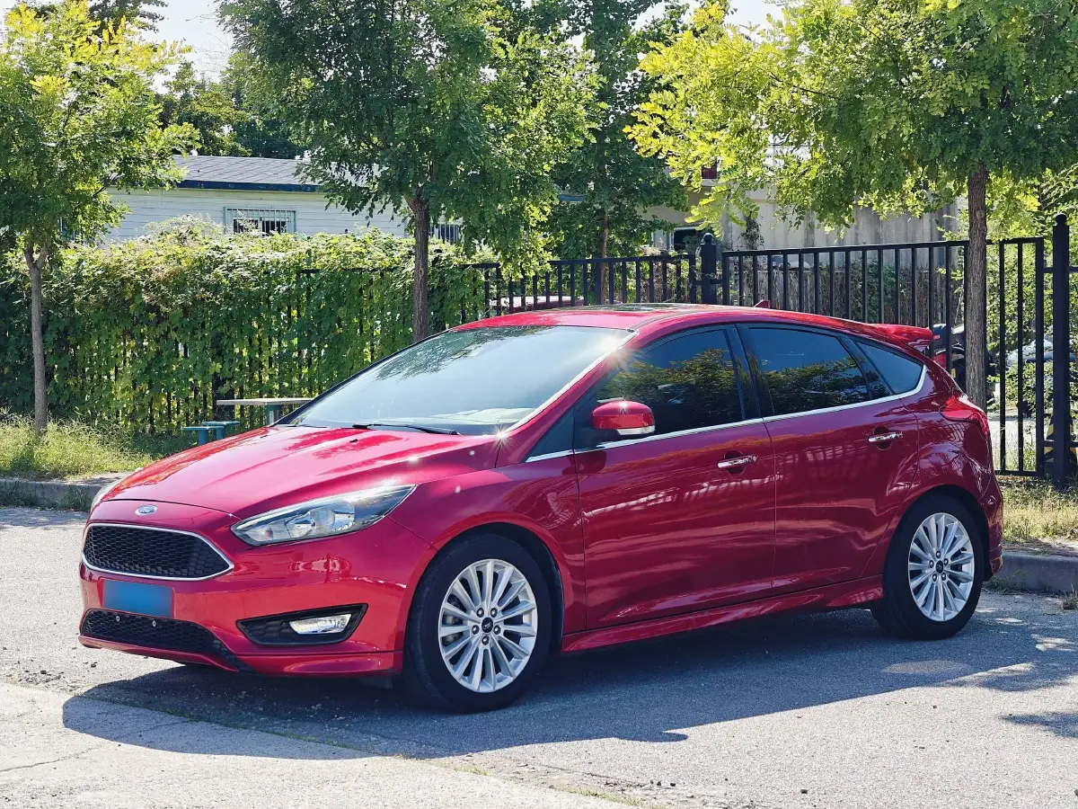 2017 Ford Focus 1.5T 181HP L4 6AT