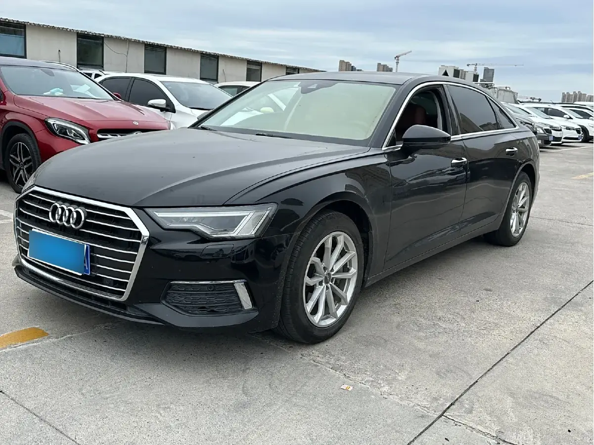 2019 Audi A6L 2.0T 190HP L4 7DCT