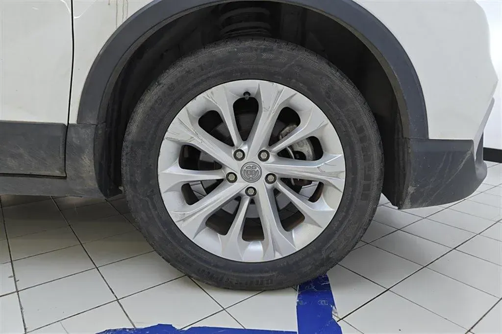 2017 Brilliance Auto V3 1.5L 112HP L4 5AT,autocango,china used car exporter,china ev exporter,chinese used car exporter,chinese used ev exporter