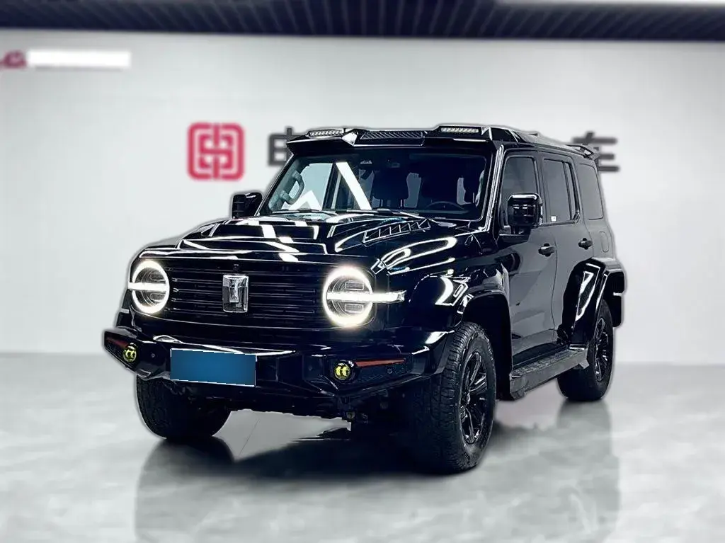 2023 Tank 300 2.0T 227HP L4 8AT