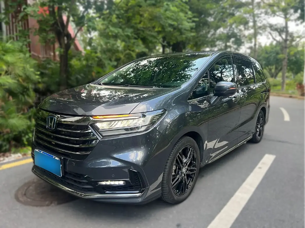 2022 Honda Odyssey 2.0L 146HP L4 E-CVT Hybrid