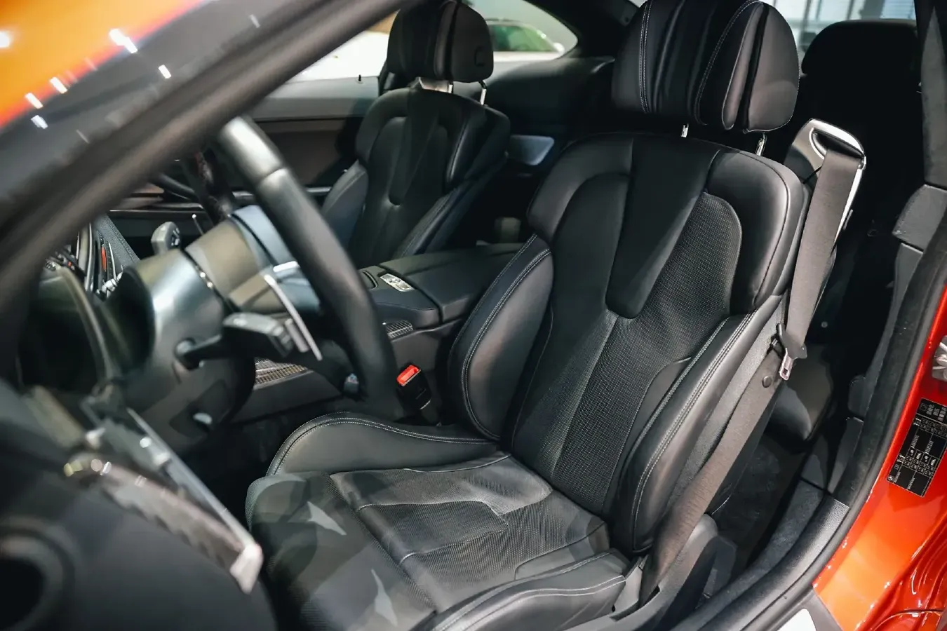 2013 BMW M6 4.4T 560HP V8 7DCT,autocango,china used car exporter,china ev exporter,chinese used car exporter,chinese used ev exporter