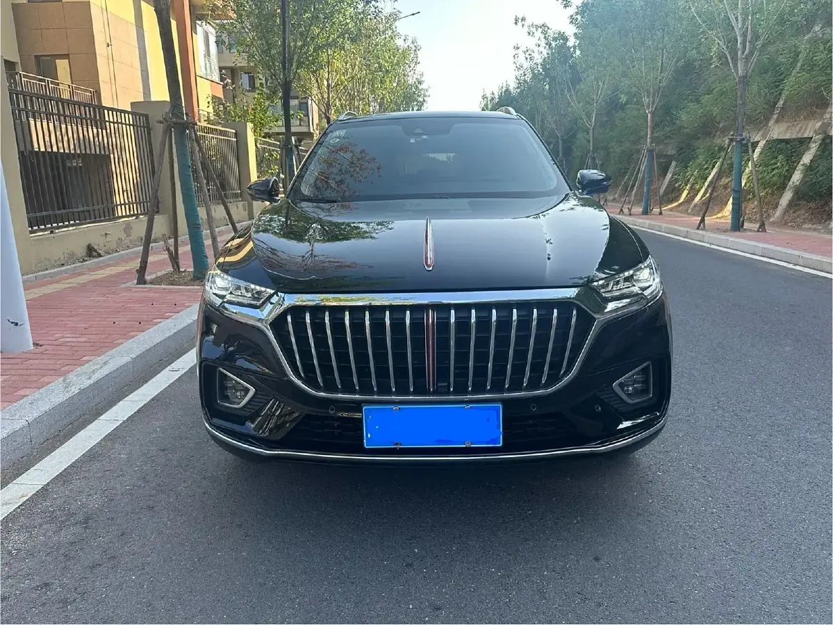 2022 HongQi HS5 2.0T 224HP L4 6AT