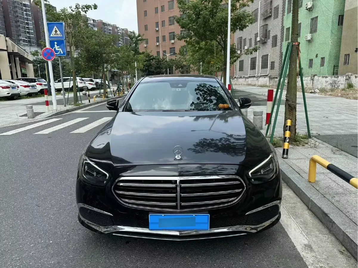 2016 Mercedes-Benz E Class 2.0T 245HP L4 9AT