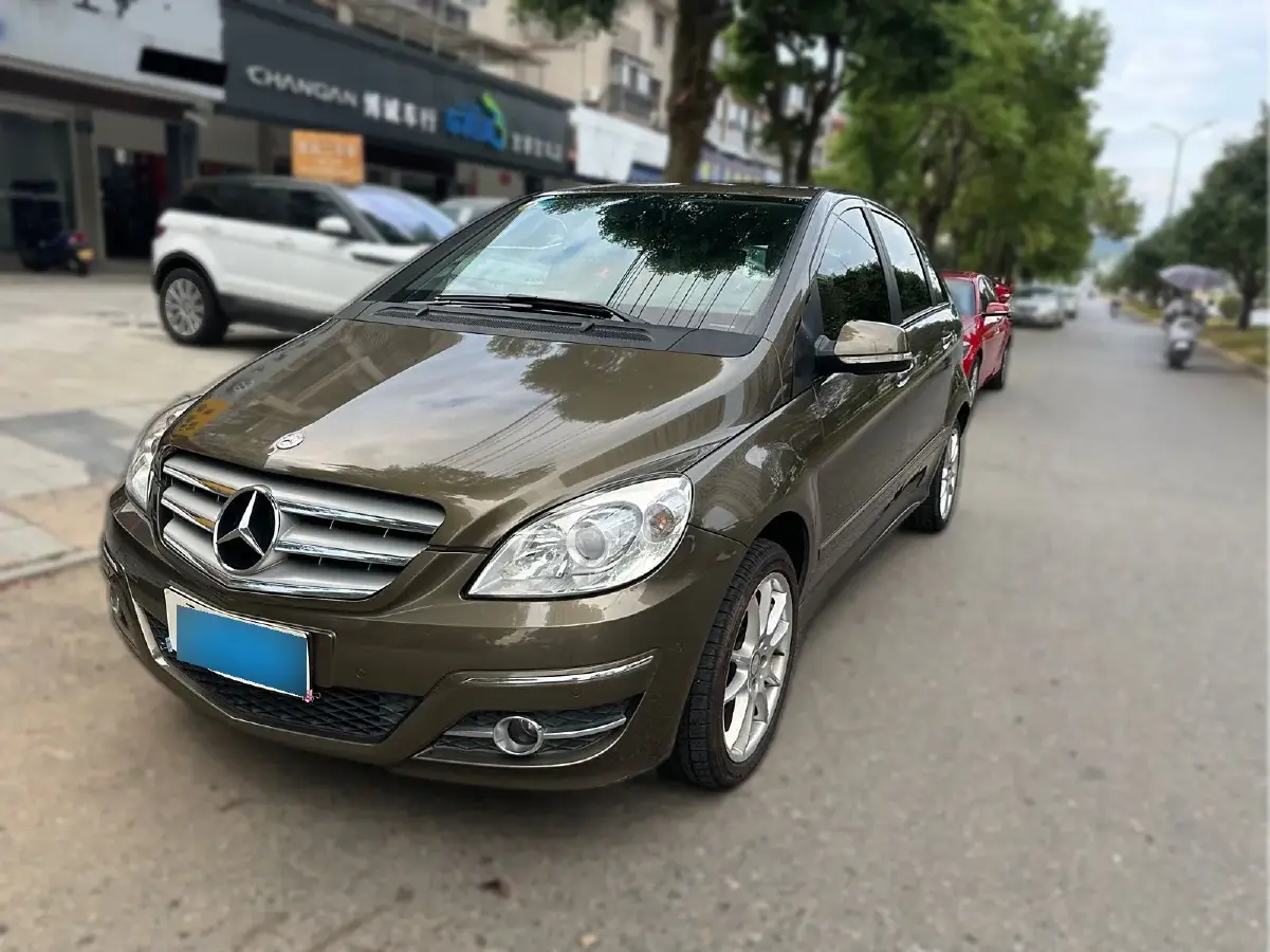 2009 Mercedes-Benz B Class 2.0L 136HP L4 CVT