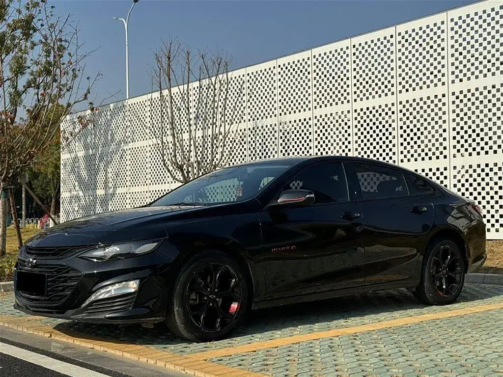 2019 Chevrolet Malibu XL 2.0T 241HP L4 9AT