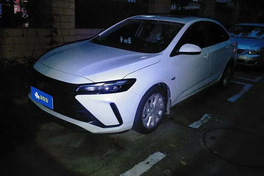 2023 Chevrolet Monza 1.5L 113HP L4 6DCT