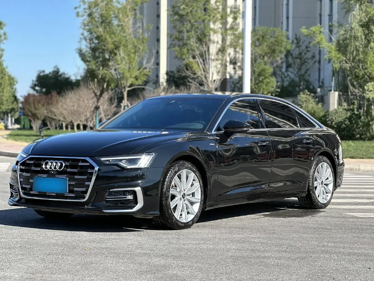 2024 Audi A6L 2.0T 245HP L4 7DCT