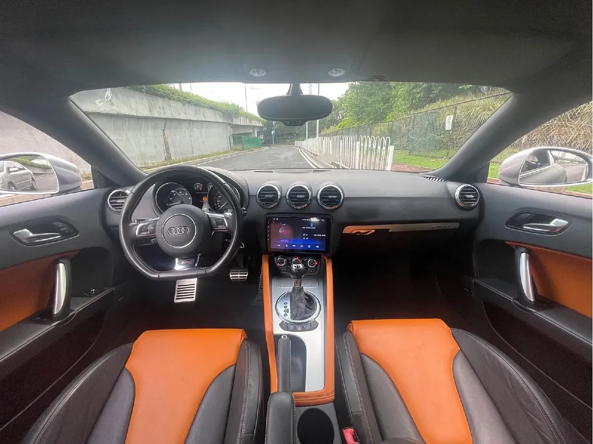 2011 Audi TTS 2.0T 272HP L4 6DCT,autocango,china used car exporter,china ev exporter,chinese used car exporter,chinese used ev exporter