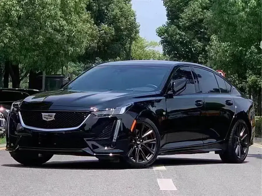 2020 Cadillac CT5 2.0T 241HP L4 10AT