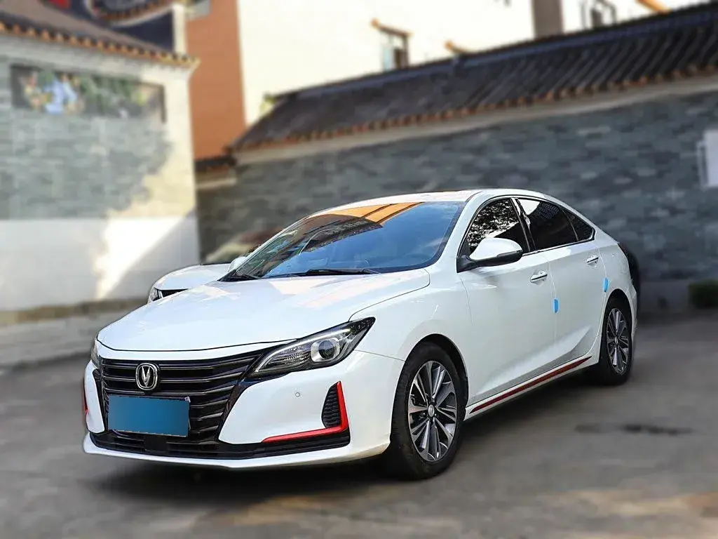 2021 ChangAn Raeton CC 1.5T 180HP L4 7DCT