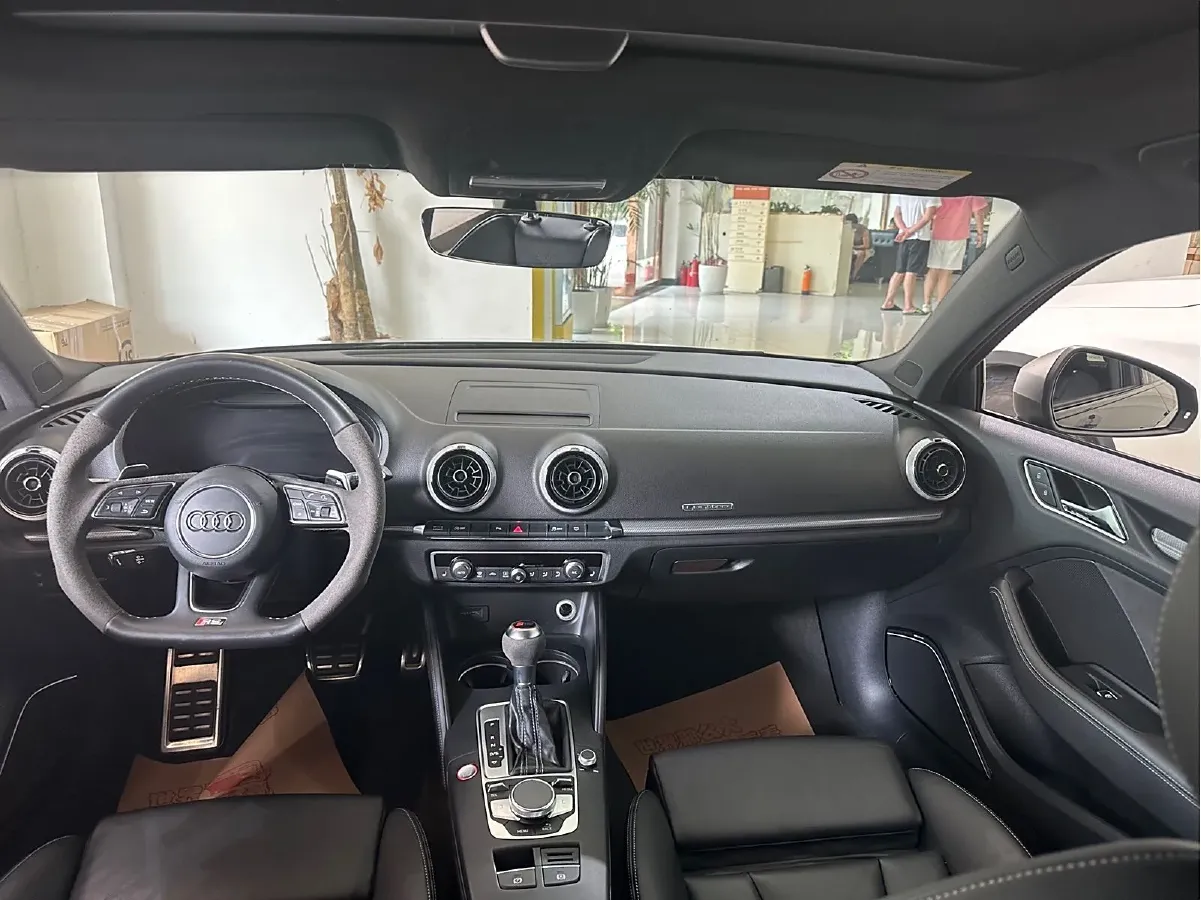 2017 Audi RS 3 2.5T 400HP L5 7DCT,autocango,china used car exporter,china ev exporter,chinese used car exporter,chinese used ev exporter