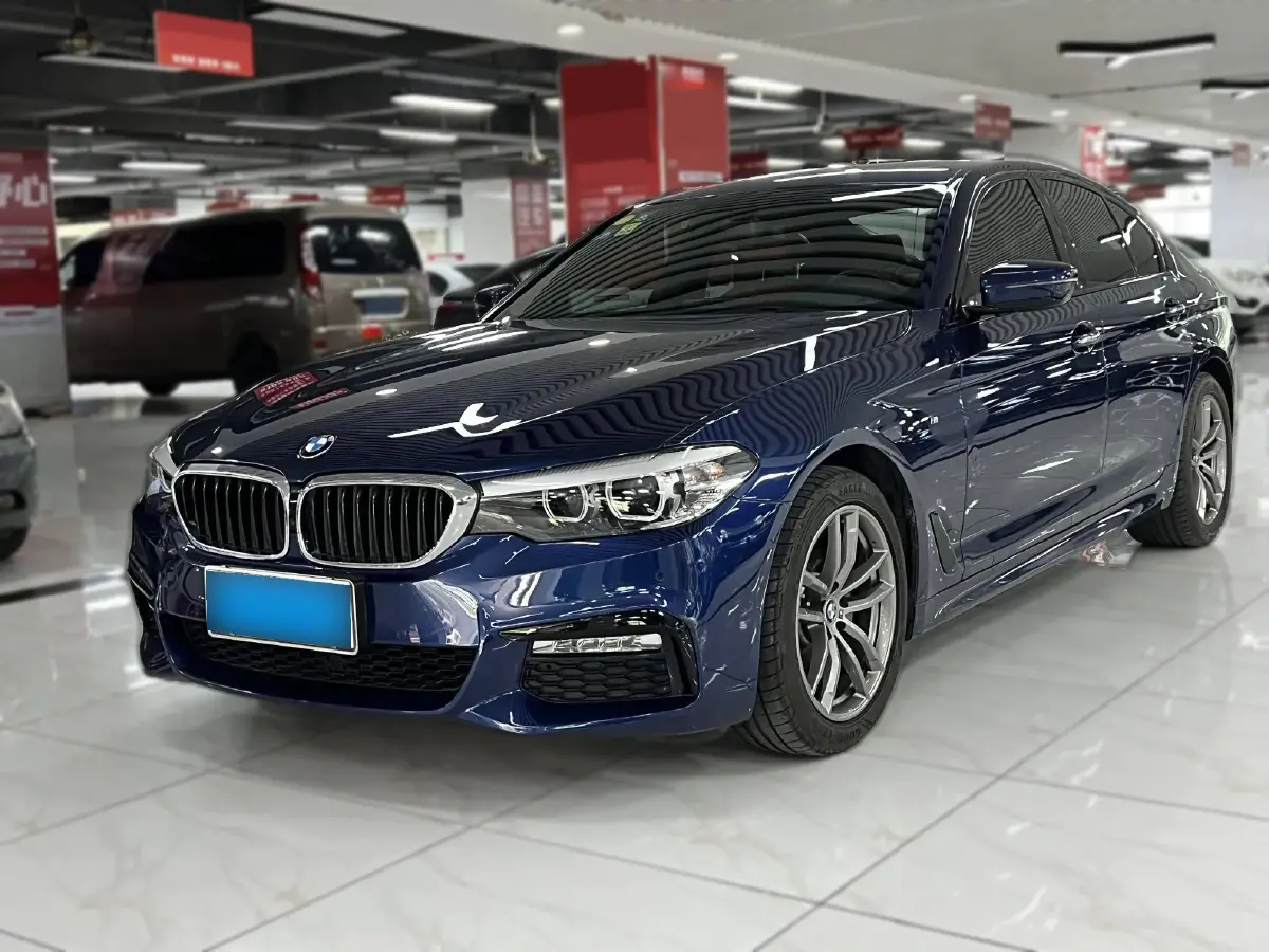 2018 BMW 5 Series 2.0T 184HP L4 8AT