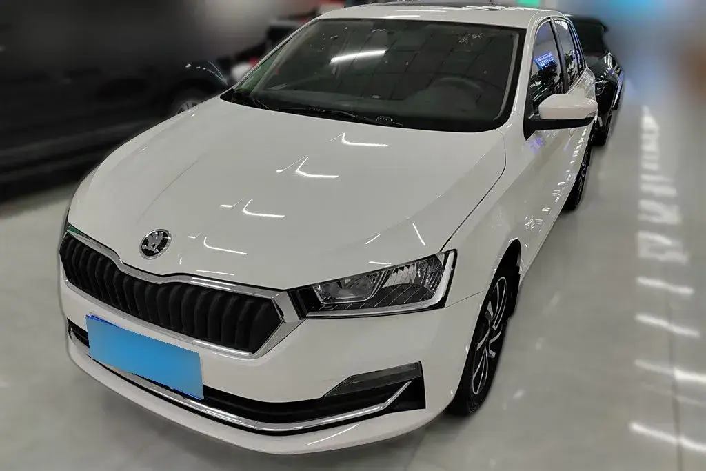 2020 Skoda Rapid Spaceback 1.5L 112HP L4 6AT