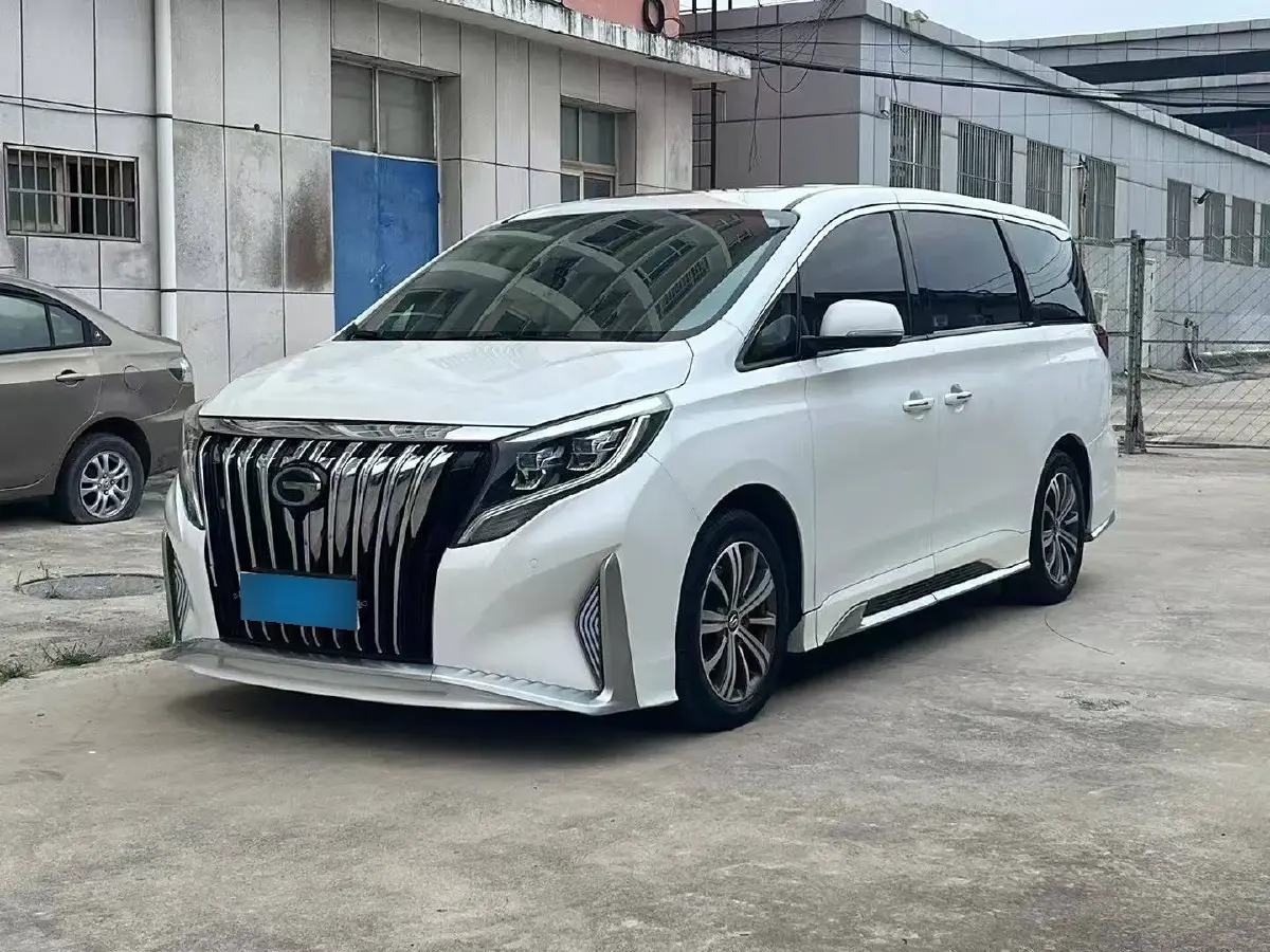 2020 GAC Trumpchi M8 2.0T 252HP L4 8AT