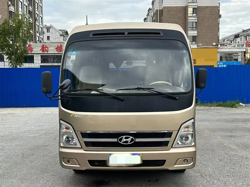 2014 Hyundai County 4.0T 150HP L4 5MT