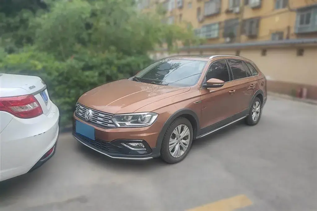 2018 Volkswagen C-Trek 1.4T 131HP L4 7DCT