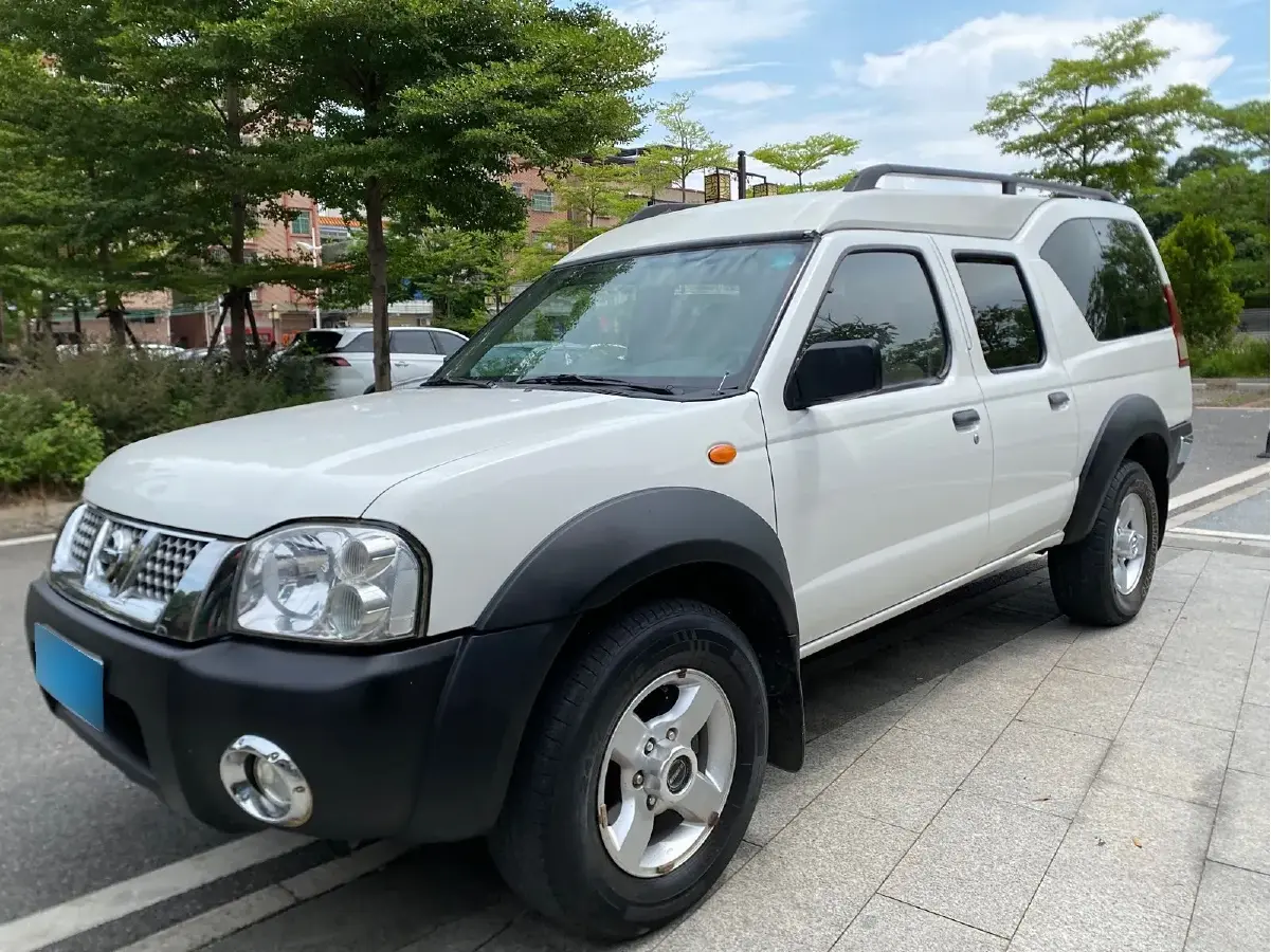 2013 Nissan ZN 2.4L 150HP L4 5MT