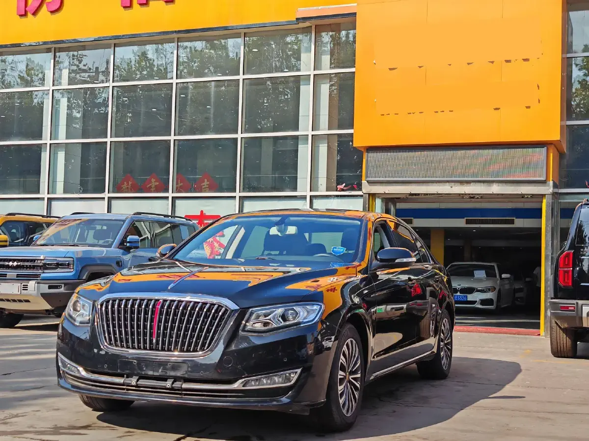 2021 HongQi H7 2.0T 204HP L4 6AT