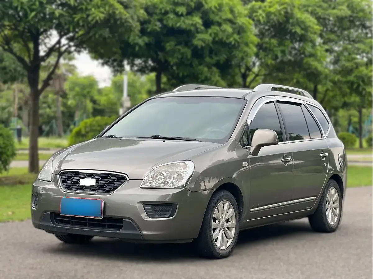 2011 Kia Carens 1.6L 124HP L4 5MT
