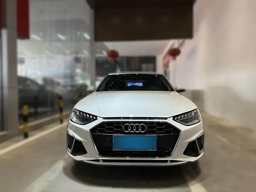 2020 Audi A4L 2.0T 190HP L4 7DCT