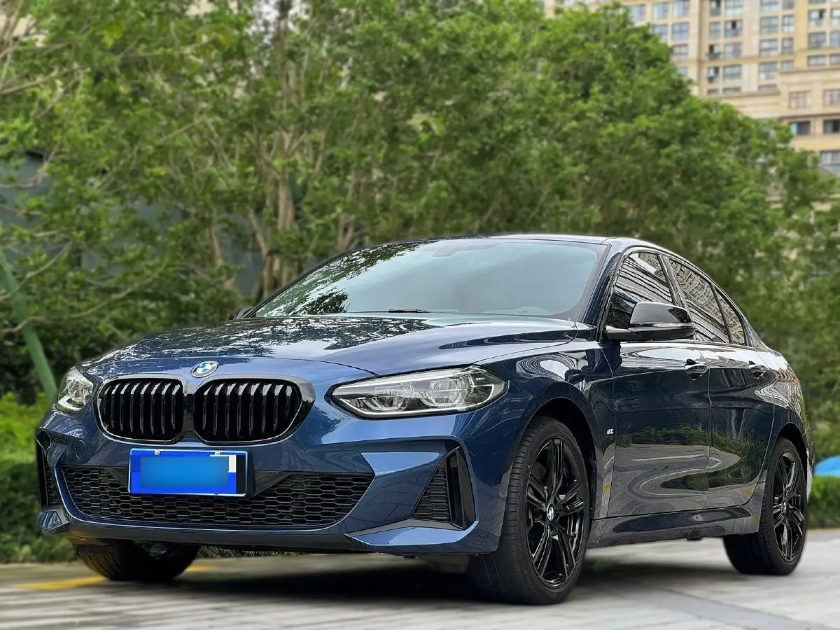 2021 BMW 1 Series 2.0T 192HP L4 7DCT