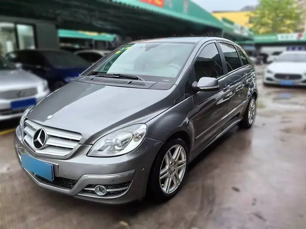2009 Mercedes-Benz B Class 2.0L 136HP L4 CVT