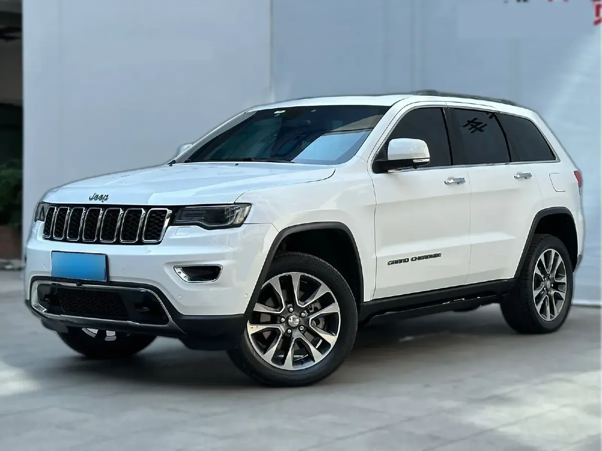 2017 Jeep Grand Cherokee 3.0L 234HP V6 8AT