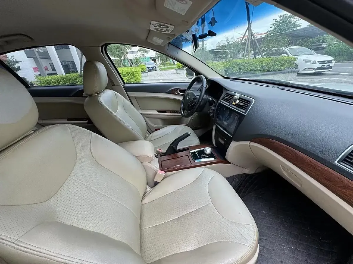 2016 GAC Trumpchi GA5 1.0L 61HP L4 PHEV 13KWH,autocango,china used car exporter,china ev exporter,chinese used car exporter,chinese used ev exporter