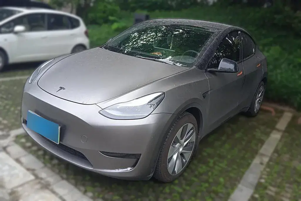2022 Tesla Model Y BEV 60KWH