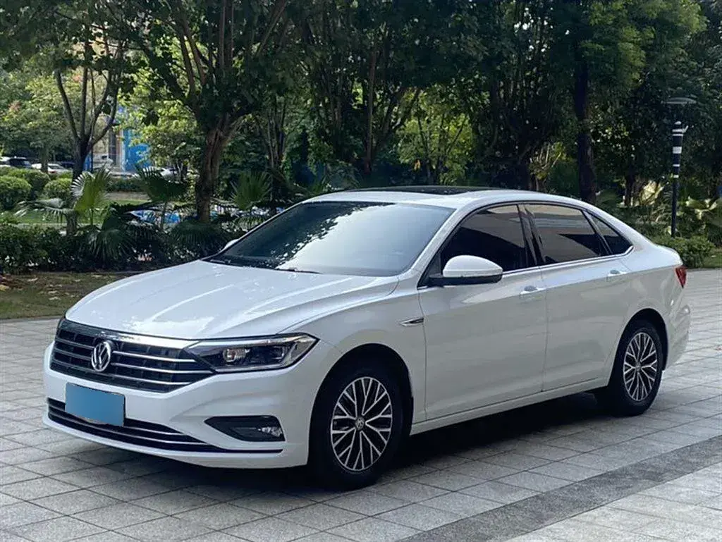 2019 Volkswagen Sagitar 1.4T 150HP L4 7DCT