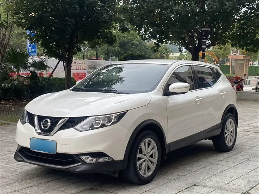 2016 Nissan Qashqai 2.0L 150HP L4 CVT