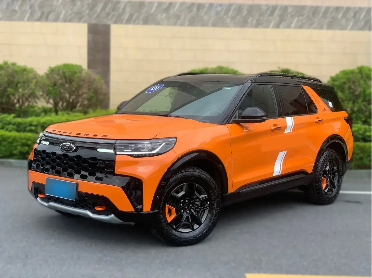 2023 Ford Explorer 2.3T 276HP L4 10AT