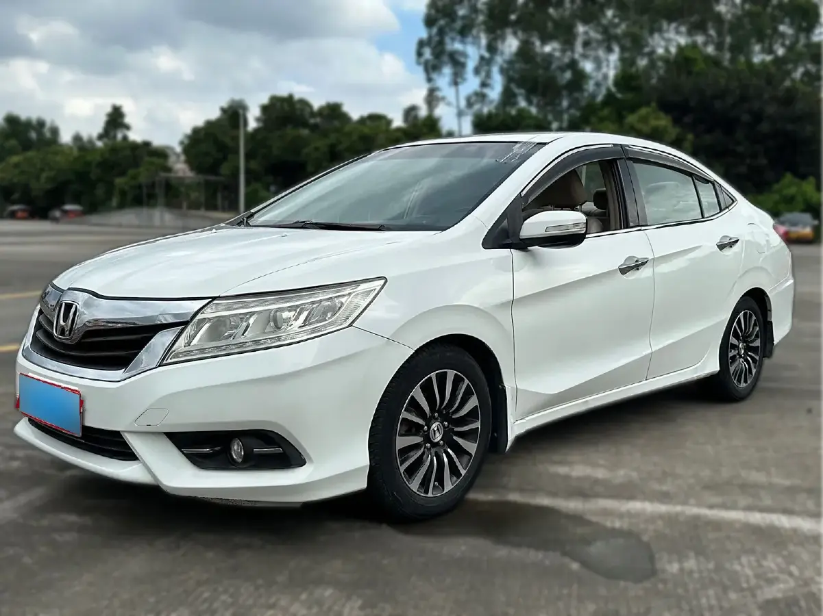 2013 Honda Crider 1.8L 139HP L4 5AT