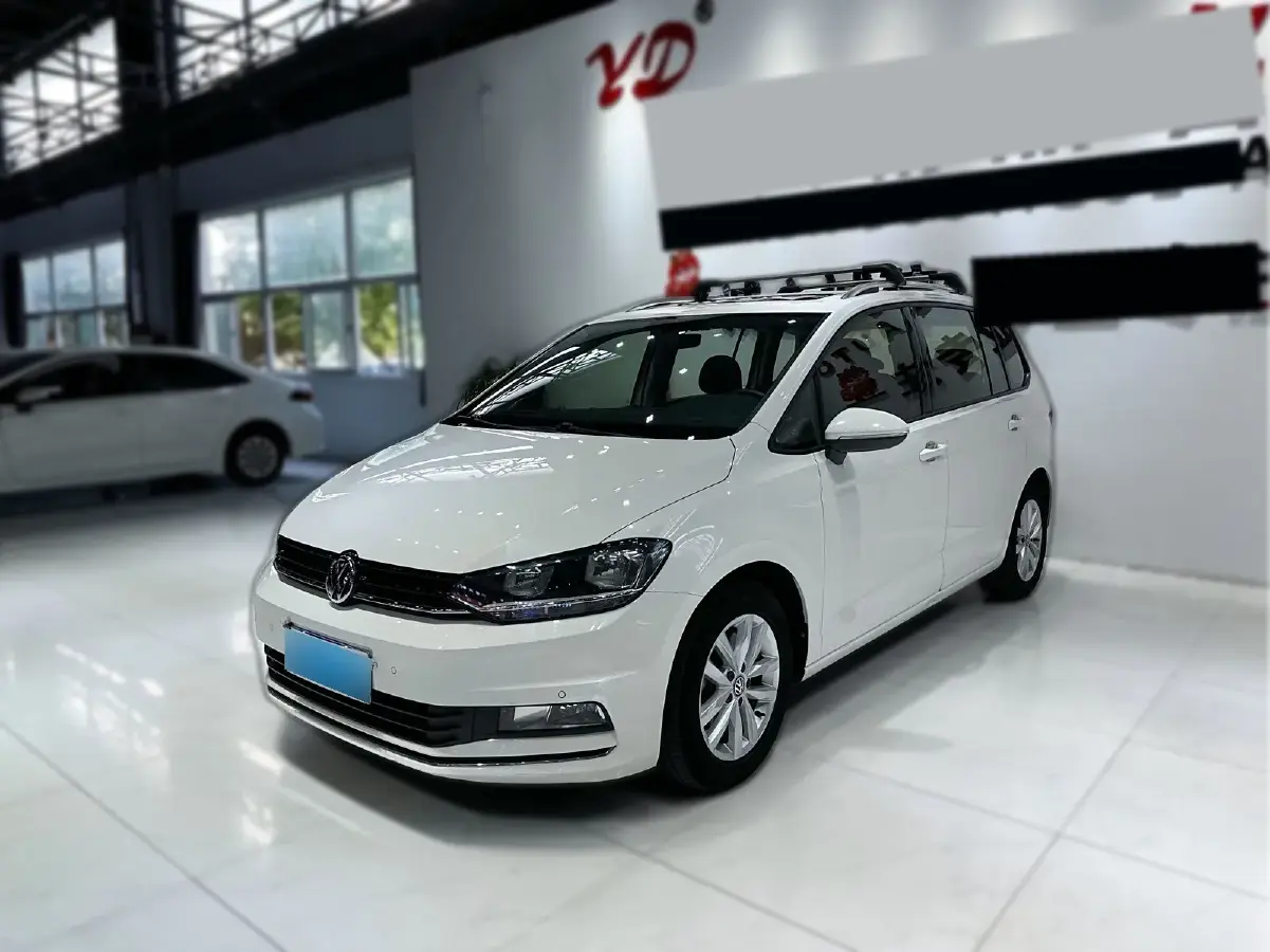 2018 Volkswagen Touran 1.4T 150HP L4 7DCT
