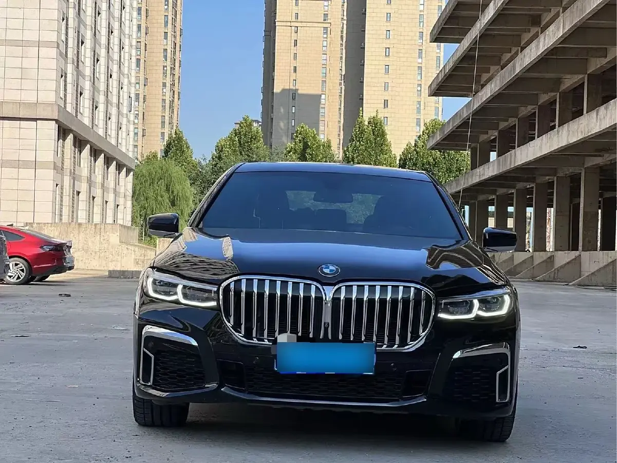 2018 BMW 7 Series 2.0T 258HP L4 8AT
