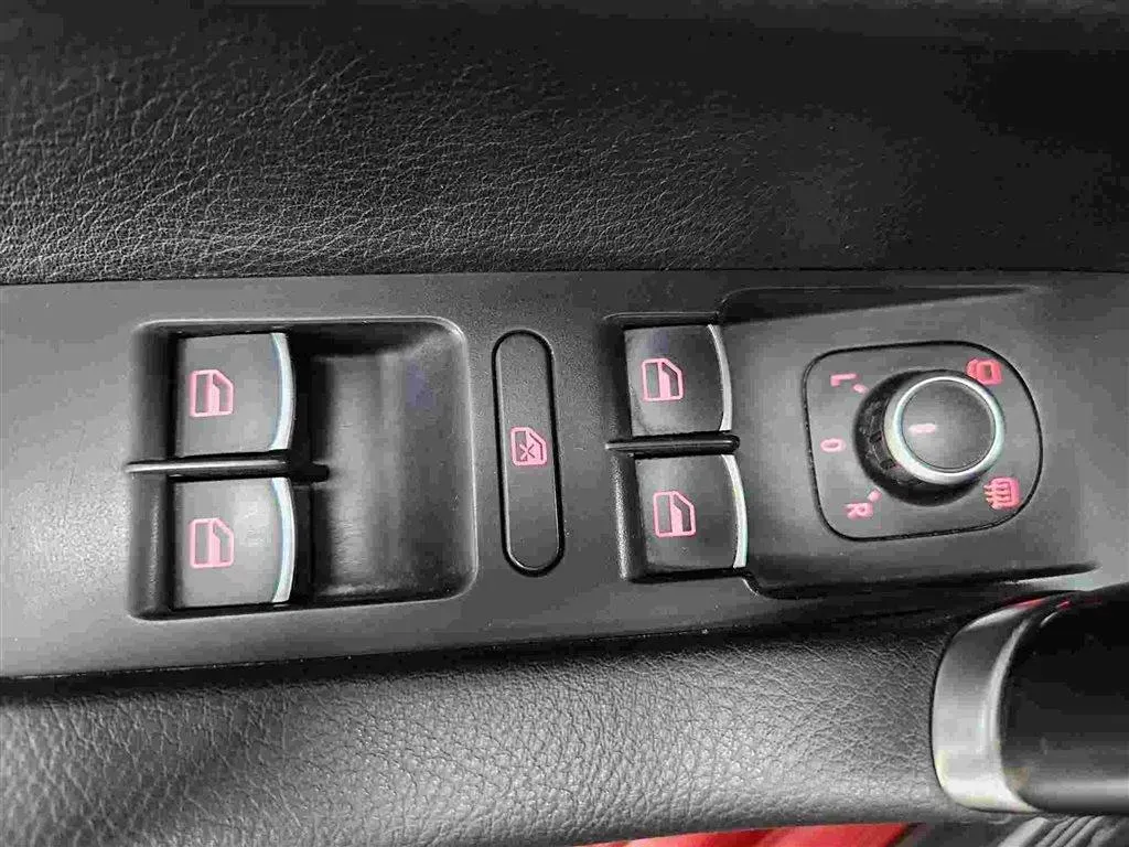 2015 Volkswagen CC 1.8T 160HP L4 7DCT,autocango,china used car exporter,china ev exporter,chinese used car exporter,chinese used ev exporter