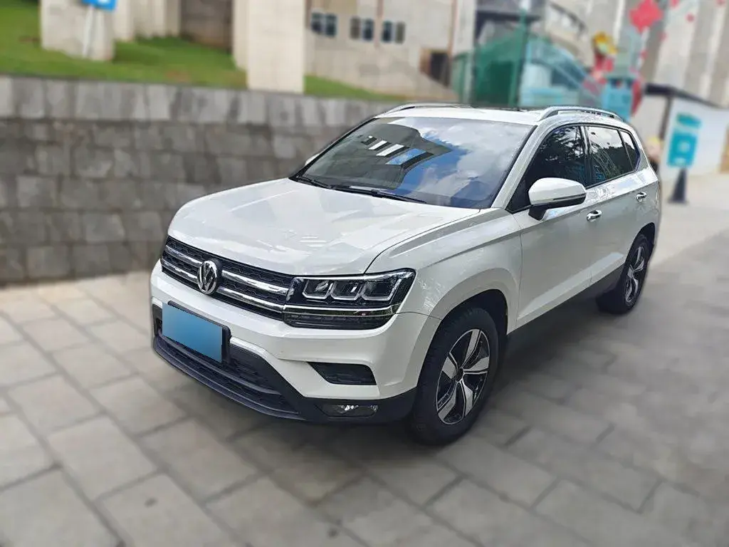 2020 Volkswagen Tharu 1.4T 150HP L4 7DCT